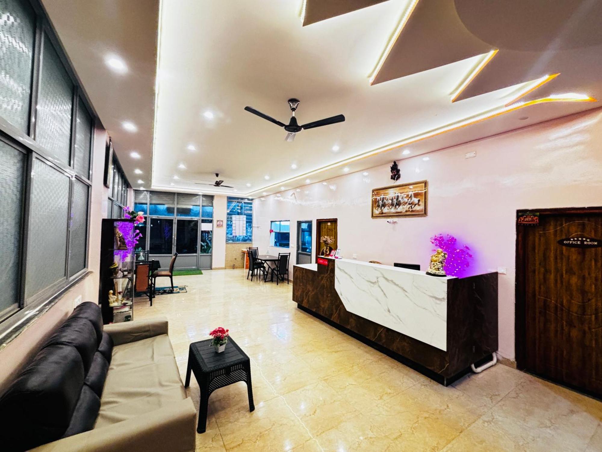 Hotel New Royal Ruby - Electronic City Phase 1 Kammasandra Exterior foto